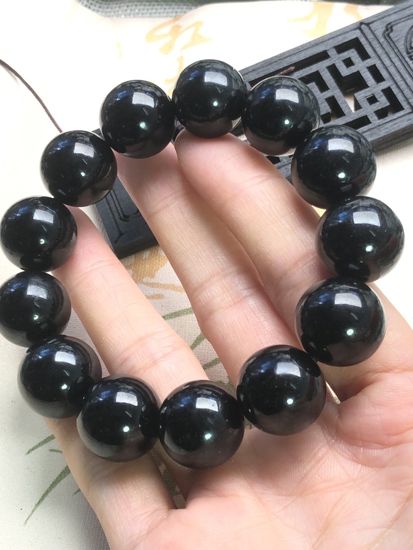 Bracelet en Jadéite Noire Naturelle – Perles Rondes 10 à 16 mm – Bijou Mixte Élégant
